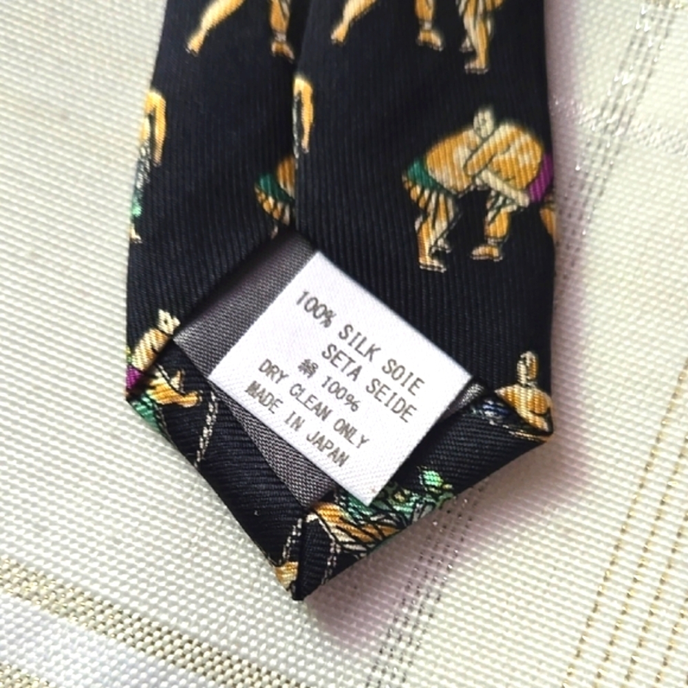 Navy Blue Sumo Wrestler Patterned Tie - Picture 6 of 7